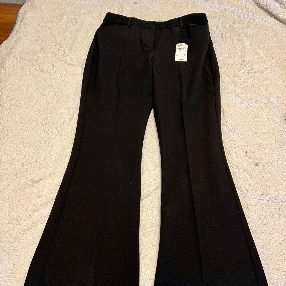 NWT Express Editor Mid-Rise Flare Pants (Size 8)
